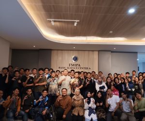 Prodi Kimia FMIPA ITB, IAKI, dan HMK ‘AMISCA’ ITB berkolaborasi melakukan pelatihan Manajemen Mutu Laboratorium berbasis 𝘐𝘯𝘵𝘦𝘨𝘳𝘢𝘵𝘦𝘥 𝘔𝘢𝘯𝘢𝘨𝘦𝘮𝘦𝘯𝘵 𝘚𝘺𝘴𝘵𝘦𝘮 (𝘐𝘔𝘚) 𝘈𝘸𝘢𝘳𝘦𝘯𝘦𝘴𝘴 𝘛𝘳𝘢𝘪𝘯𝘪𝘯𝘨 (ISO 9001; ISO 14001; ISO 45001) untuk mahasiswa tingkat akhir, wisudawan dan pasca sarjana Prodi Kimia FMIPA ITB.